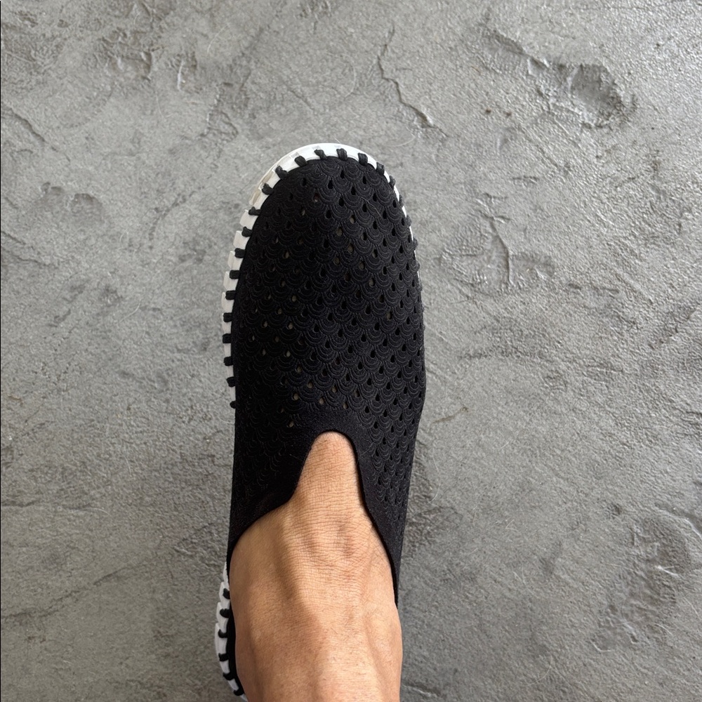 Ilse Jacobsen Black Perforated Slip-On Flats with Contrast Trim - Picture 6 of 7